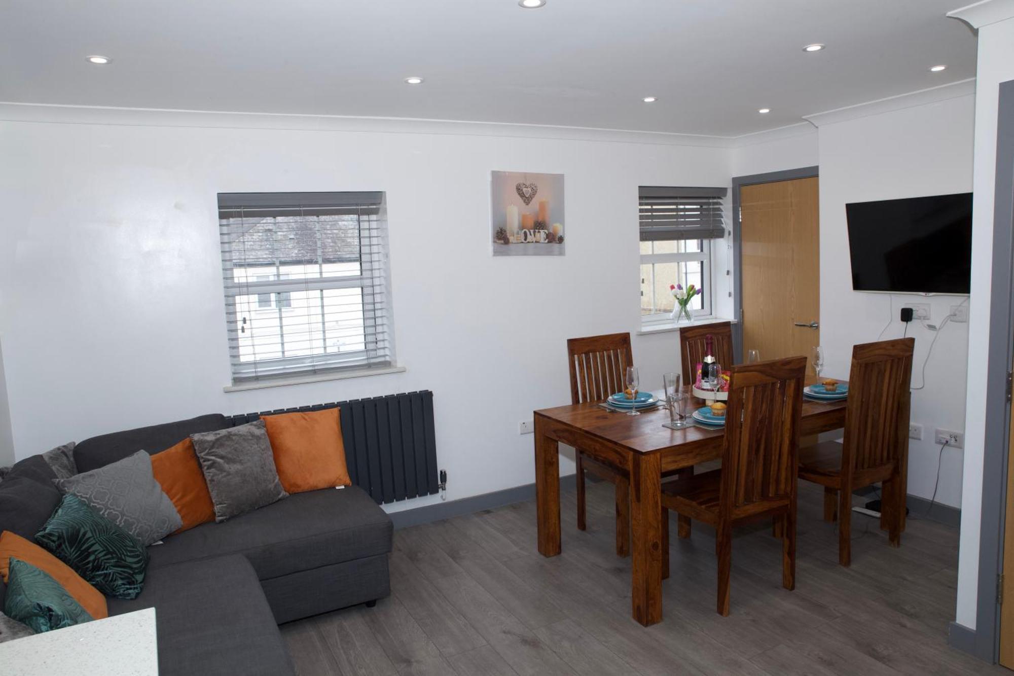 Spacious Modern 2 Bed Flat In City Centre ريدينج المظهر الخارجي الصورة